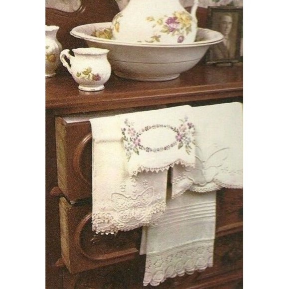 Better Homes and Gardens Embroidery 1978, Hardcover - Picture 7 of 11